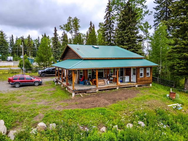 House for sale in Deka Lake / Sulphurous / Hathawa, 100 Mile House, 7478 Burgess Road, 263131958 | Realtylink.org