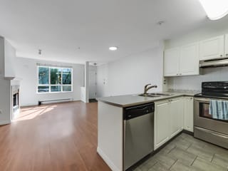 Apartment for sale in Burnaby, Burnaby South, 127 6588 Southoaks Crescent, 263132038 | Realtylink.org