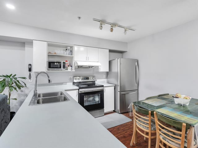 Apartment for sale in Surrey, Surrey, 302 12130 80 Avenue, 263132094 | Realtylink.org