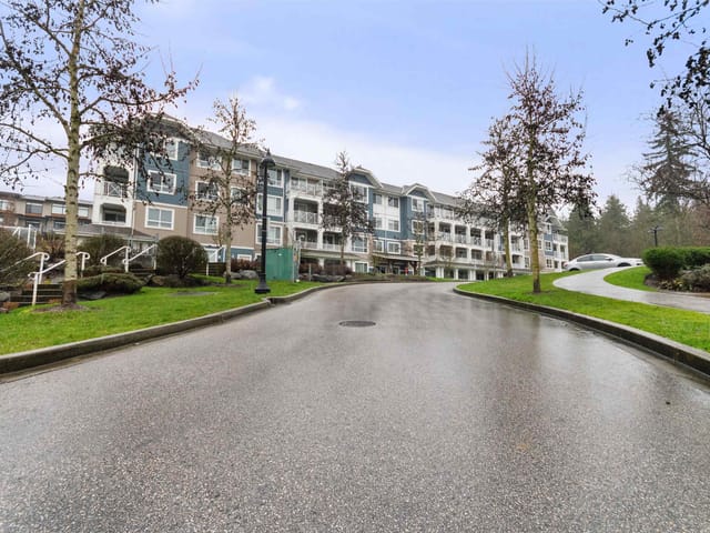 Apartment for sale in Surrey, Cloverdale, 408 16396 64 Avenue, 263132148 | Realtylink.org