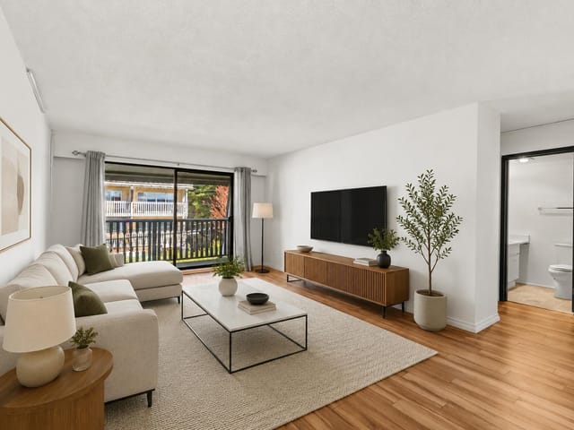 Apartment for sale in North Vancouver, North Vancouver, 315 310 W 3rd Street, 263132156 | Realtylink.org