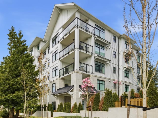 Apartment for sale in Surrey, South Surrey White Rock, 408 3317 148 Street, 263132216 | Realtylink.org