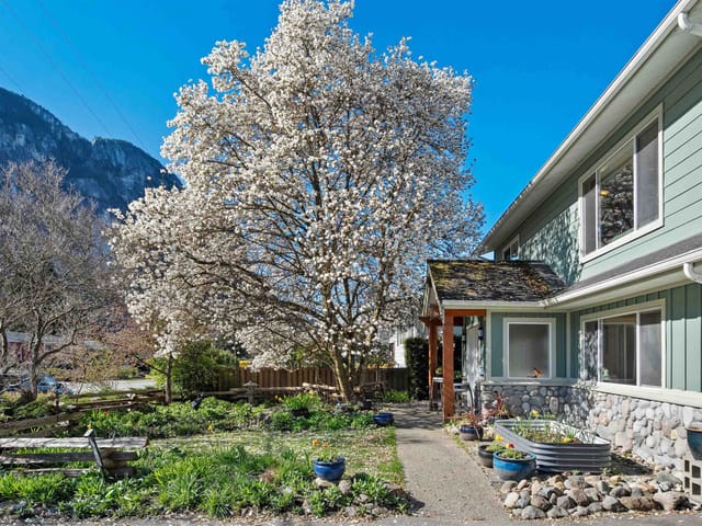 House for sale in Squamish, Squamish, 38127 Westway Avenue, 263132222 | Realtylink.org