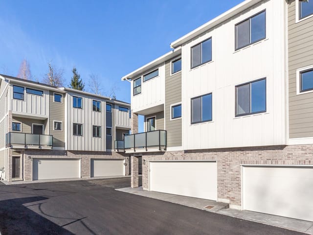 1/2 Duplex for sale in Abbotsford, Abbotsford, 2465 Beck Road, 263132250 | Realtylink.org