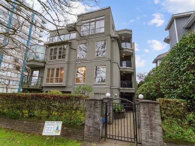Apartment for sale in Vancouver, Vancouver West, 201 4688 W 10th Avenue, 263132283 | Realtylink.org