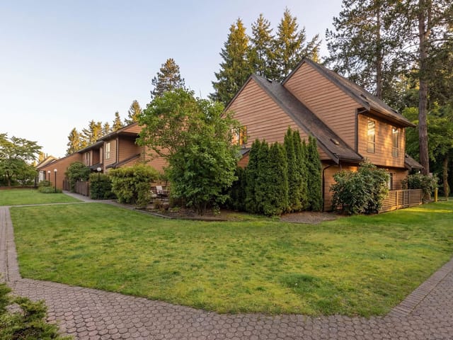 Townhouse for sale in Burnaby, Burnaby North, 9140 Centaurus Circle, 263132310 | Realtylink.org