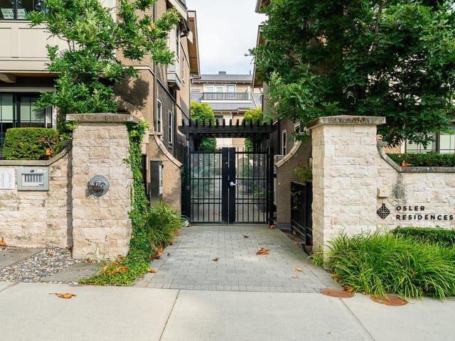 Townhouse for sale in Vancouver, Vancouver West, 8562 Osler Street, 263132393 | Realtylink.org