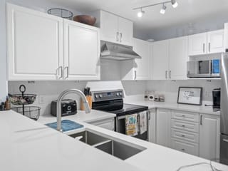 Apartment for sale in North Vancouver, North Vancouver, 304 137 W 17th Street, 263132394 | Realtylink.org