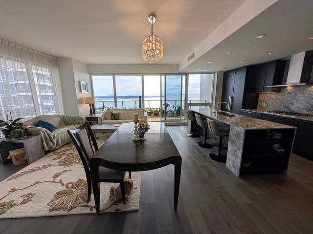 Apartment for sale in White Rock, South Surrey White Rock, 1905 1500 Martin Street, 263132454 | Realtylink.org