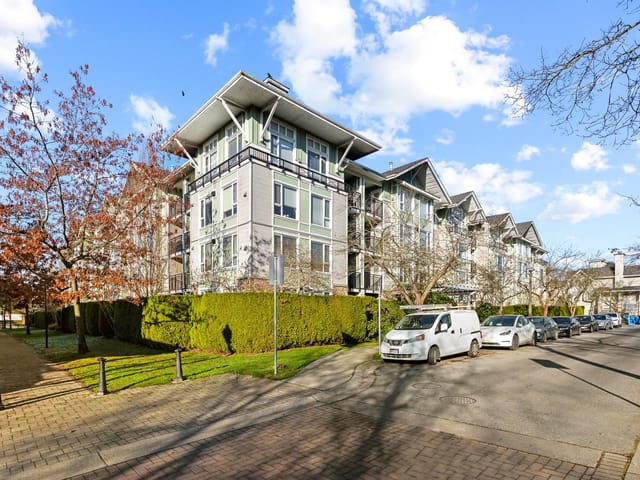 Apartment for sale in Vancouver, Vancouver East, 417 7089 Mont Royal Square, 263132456 | Realtylink.org