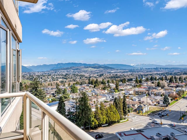 Apartment for sale in Burnaby, Burnaby South, 1302 4689 Hazel Street, 263132548 | Realtylink.org