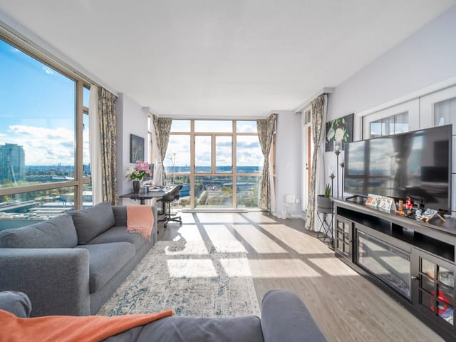Apartment for sale in Burnaby, Burnaby South, 1606 6888 Station Hill Drive, 263132605 | Realtylink.org