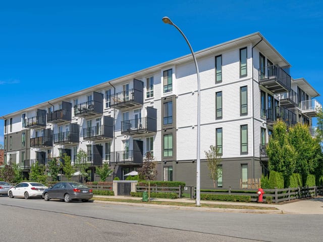 Apartment for sale in Surrey, North Surrey, 214 10168 149 Street, 263132657 | Realtylink.org