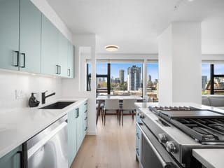 Apartment for sale in Vancouver, Vancouver West, 1002 1723 Alberni Street, 263132673 | Realtylink.org