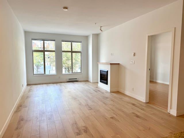 Apartment for sale in Port Moody, Port Moody, 217 101 Morrissey Road, 263132678 | Realtylink.org