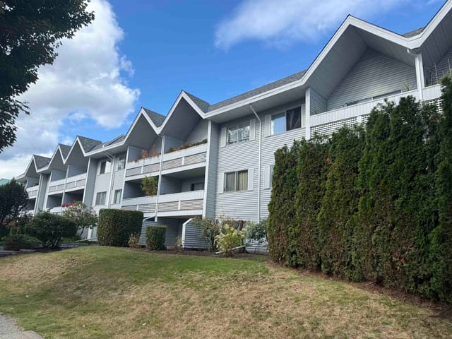 Apartment for sale in Port Coquitlam, Port Coquitlam, 108 2055 Suffolk Avenue, 263132679 | Realtylink.org