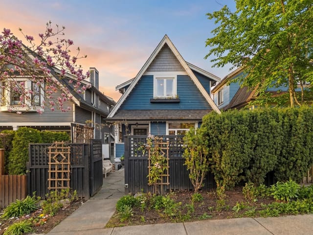 1/2 Duplex for sale in Vancouver, Vancouver East, 1807 E 7th Avenue, 263132701 | Realtylink.org