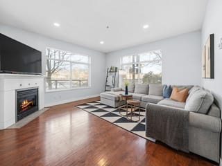 Apartment for sale in Port Coquitlam, Port Coquitlam, 112 2330 Wilson Avenue, 263132755 | Realtylink.org