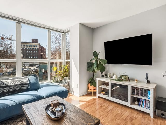 Apartment for sale in Vancouver, Vancouver East, 219 288 E 8th Avenue, 263132958 | Realtylink.org