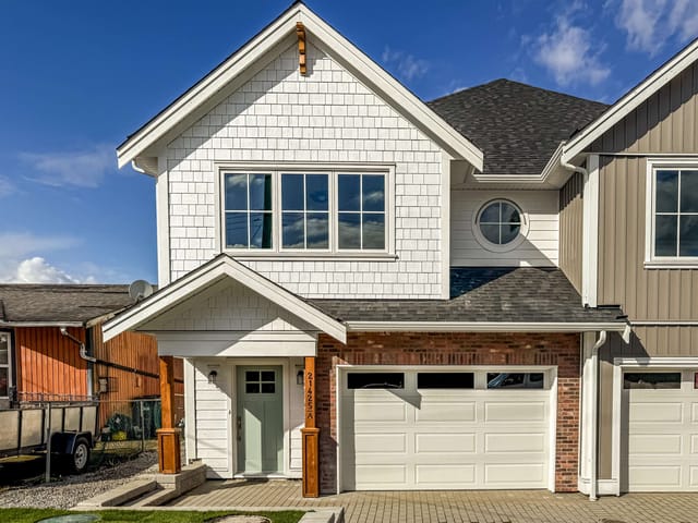 1/2 Duplex for sale in Maple Ridge, Maple Ridge, A 21425 121 Avenue, 263133056 | Realtylink.org