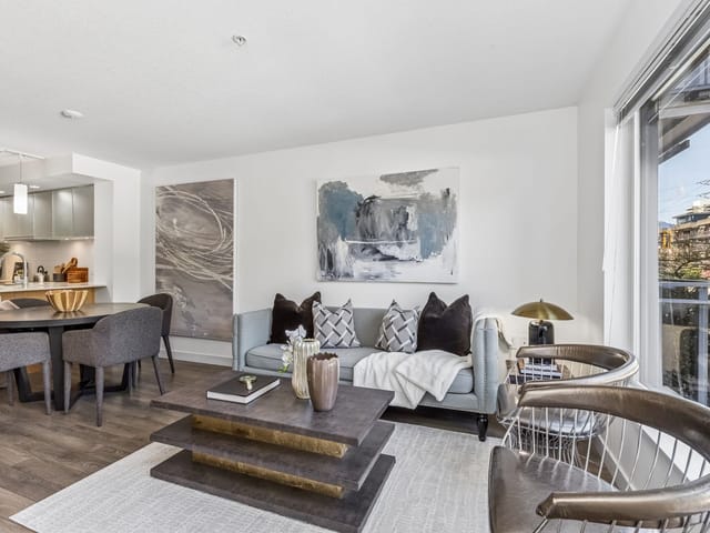 Apartment for sale in North Vancouver, North Vancouver, 211 221 E 3rd Street, 263133092 | Realtylink.org