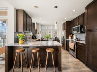 Apartment for sale in Abbotsford, Abbotsford, 217 2242 Whatcom Road, 263133098 | Realtylink.org