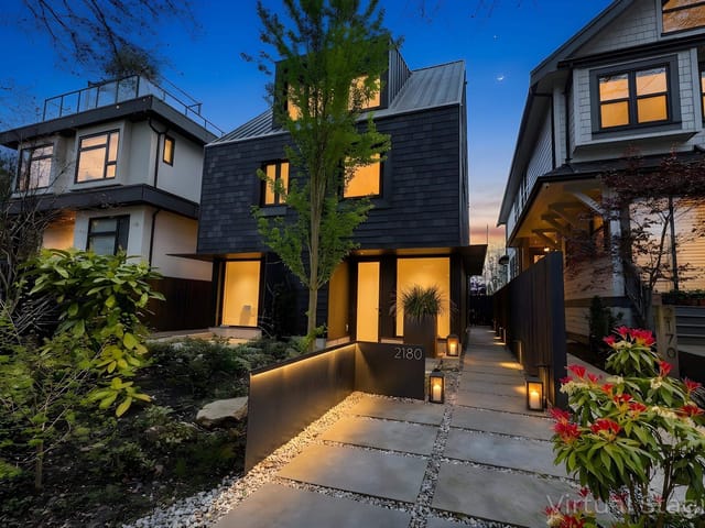 1/2 Duplex for sale in Vancouver, Vancouver East, 2180 E 13th Avenue, 263133123 | Realtylink.org