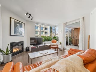 Apartment for sale in Vancouver, Vancouver West, 205 2438 Heather Street, 263133127 | Realtylink.org