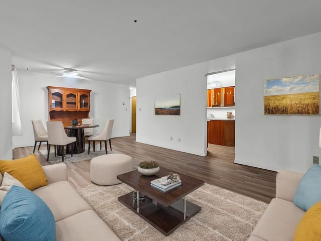 Apartment for sale in Abbotsford, Abbotsford, 235 31955 Old Yale Road, 263133172 | Realtylink.org