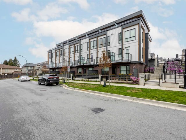 Townhouse for sale in Coquitlam, Coquitlam, 115 715 Ducklow Street, 263133174 | Realtylink.org