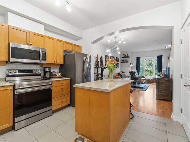 Townhouse for sale in New Westminster, New Westminster, 222 600 Park Crescent, 263133211 | Realtylink.org