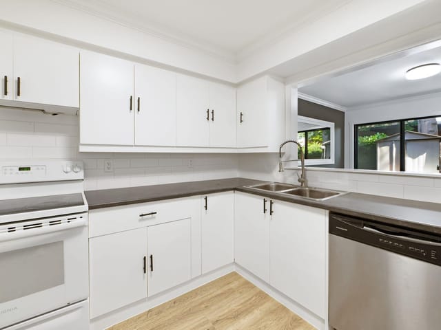 Townhouse for sale in Surrey, North Surrey, 310 10620 150 Street, 263133239 | Realtylink.org