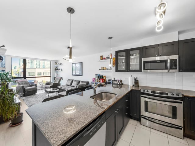 Apartment for sale in Burnaby, Burnaby South, 502 7225 Acorn Avenue, 263133309 | Realtylink.org