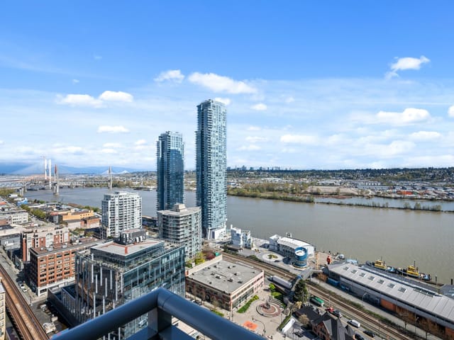 Apartment for sale in New Westminster, New Westminster, 3503 888 Carnarvon Street, 263133449 | Realtylink.org