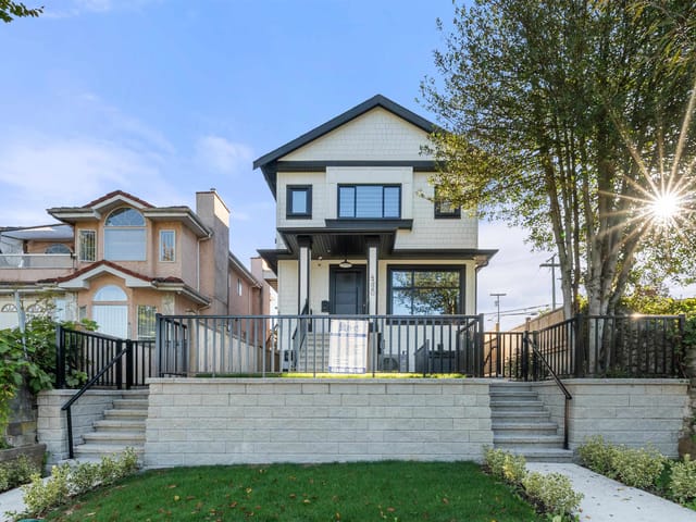 1/2 Duplex for sale in Vancouver, Vancouver East, 4318 Nanaimo Street, 263133562 | Realtylink.org