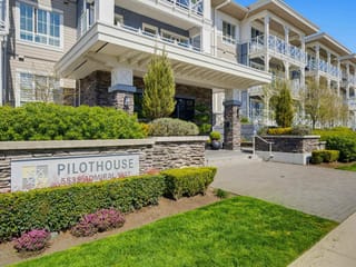 Apartment for sale in Ladner, Ladner, 220 5535 Admiral Way, 263133567 | Realtylink.org