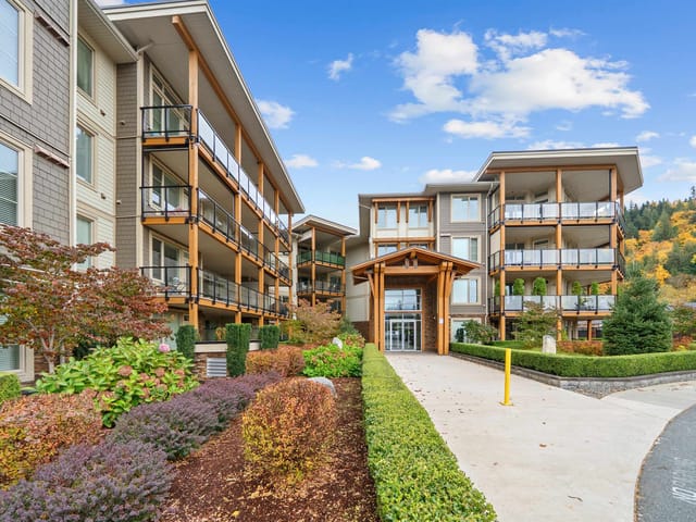 Apartment for sale in Chilliwack, Sardis, 301 45746 Keith Wilson Road, 263133585 | Realtylink.org