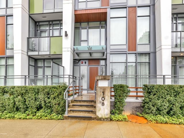 Townhouse for sale in Coquitlam, Coquitlam, 108 1182 Westwood Street, 263133606 | Realtylink.org