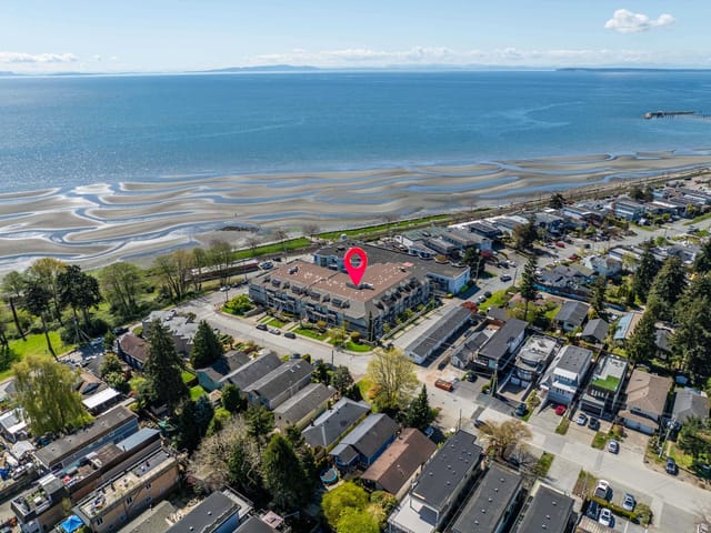Apartment for sale in White Rock, South Surrey White Rock, 403 15621 Marine Drive, 263133647 | Realtylink.org