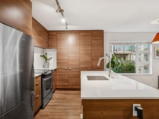 Apartment for sale in North Vancouver, North Vancouver, 310 1673 Lloyd Avenue, 263133656 | Realtylink.org