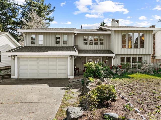 House for sale in Surrey, South Surrey White Rock, 14710 16a Avenue, 263133661 | Realtylink.org