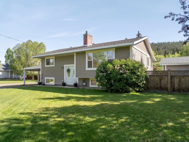 House for sale in 100 Mile House, 100 Mile House, 5665 Horse Lake Road, 263133733 | Realtylink.org