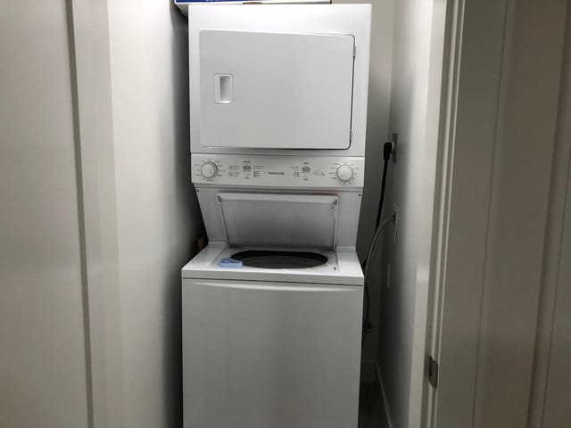 Other Property for rent in Surrey, South Surrey White Rock, Suite 6 172 Street, 263133798 | Realtylink.org