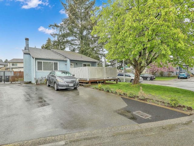 House for sale in Surrey, Surrey, 12902 72a Avenue, 263133846 | Realtylink.org