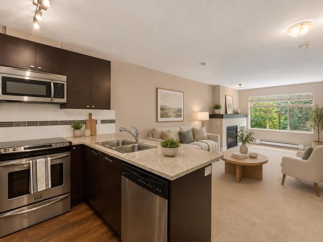 Apartment for sale in Surrey, Cloverdale, 214 6500 194 Street, 263133989 | Realtylink.org