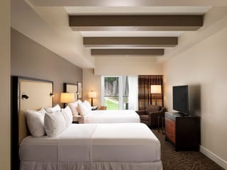 Apartment for sale in Other, 301/303 1376 Lynburne Place, 263134053 | Realtylink.org