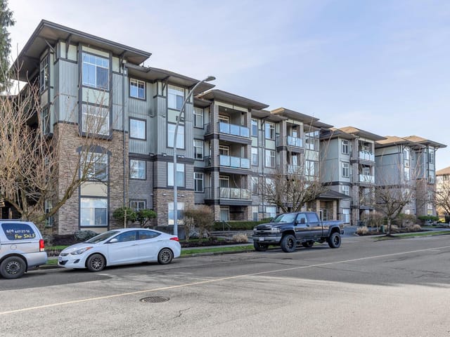 Apartment for sale in Abbotsford, Abbotsford, 105 33338 Mayfair Avenue, 263134085 | Realtylink.org