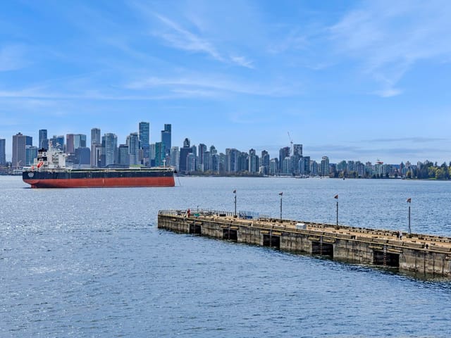 Apartment for sale in North Vancouver, North Vancouver, 303 185 Victory Ship Way, 263134088 | Realtylink.org