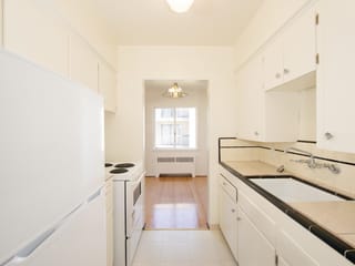 Apartment for rent in Vancouver, Vancouver West, 4 1339 71 Street, 263134279 | Realtylink.org