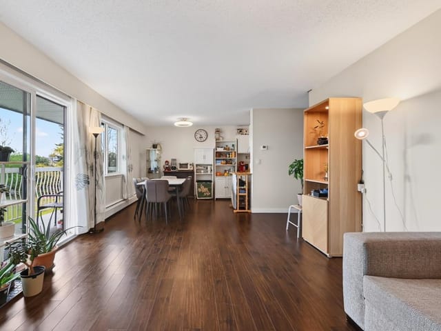 Apartment for sale in Richmond, Richmond, 211 6340 Buswell Street, 263134408 | Realtylink.org